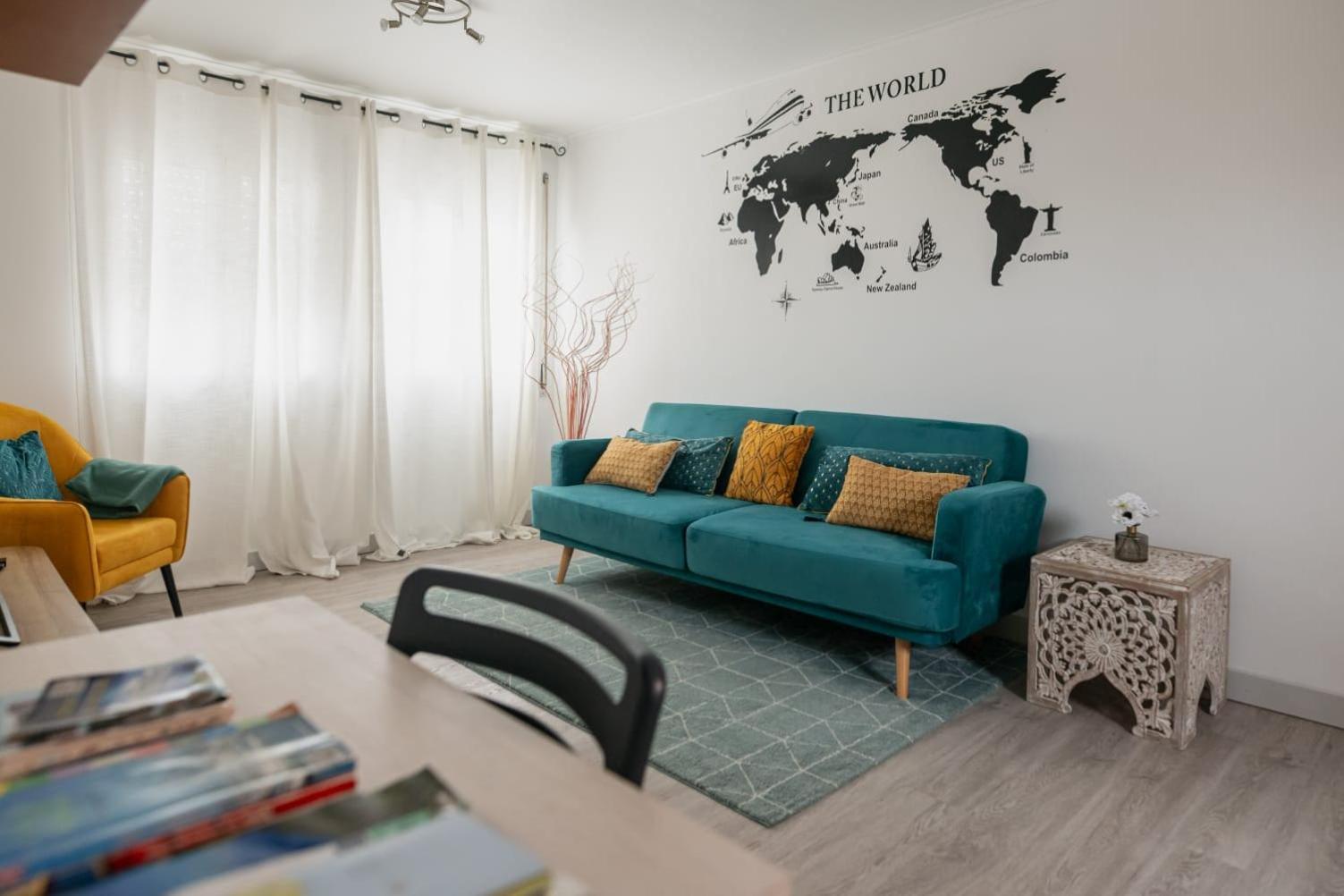 Family Friendly Azorean Apartment Понта Делгада Екстериор снимка