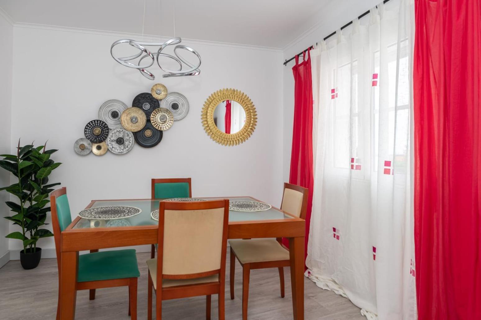Family Friendly Azorean Apartment Понта Делгада Екстериор снимка