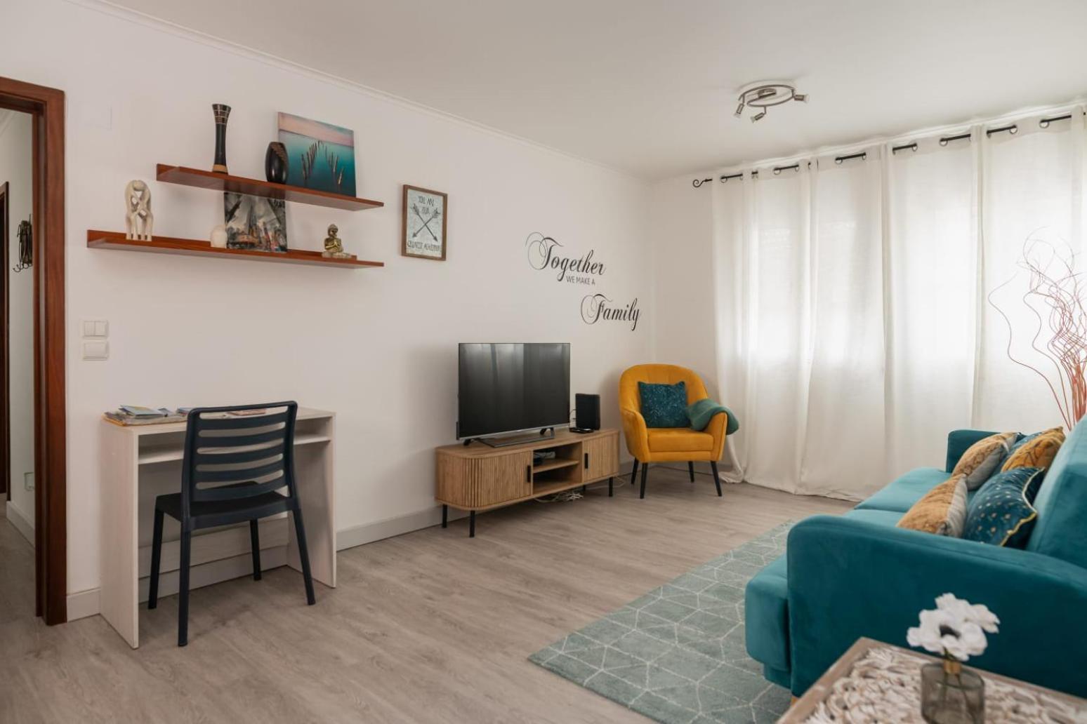 Family Friendly Azorean Apartment Понта Делгада Екстериор снимка